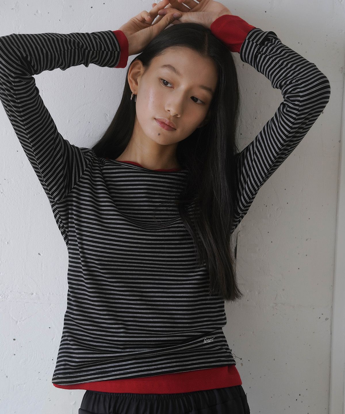 히어리(HEEARI) 제인 베이직 골지 롱슬리브_블랙스트라이프