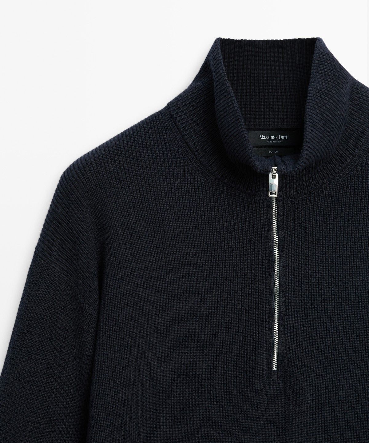 마시모두띠(MASSIMO DUTTI) 100% 코튼 모크넥 니트 스웨터