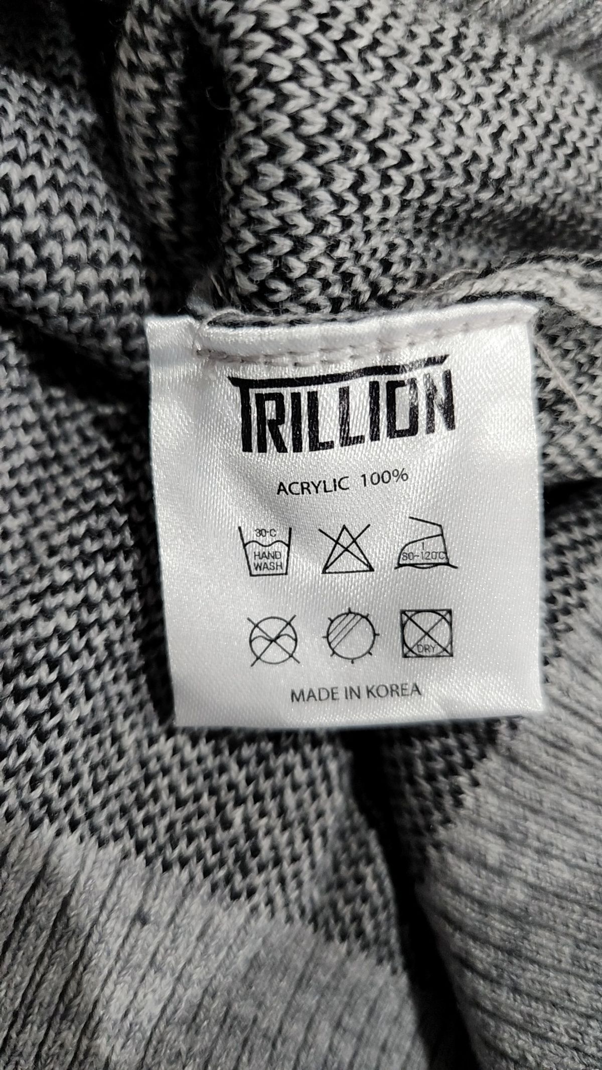 트릴리온(TRILLION) 니트/스웨터 M