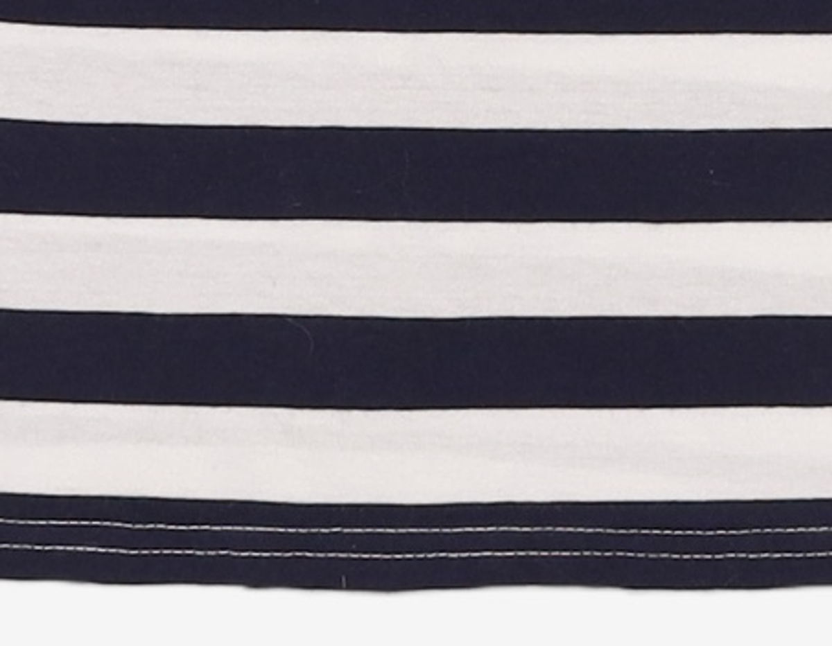 디바이디드에이치앤엠(DIVIDED H&M) 반소매 티셔츠 S