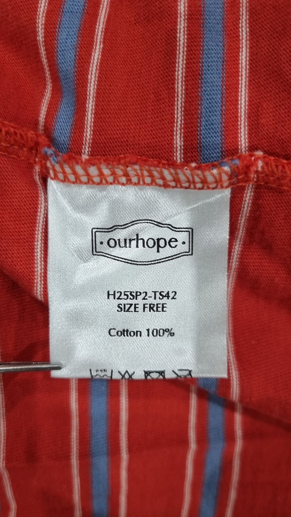 아워호프(OURHOPE) 오버핏 로고 스트라이프 티셔츠 - 레드 FREE