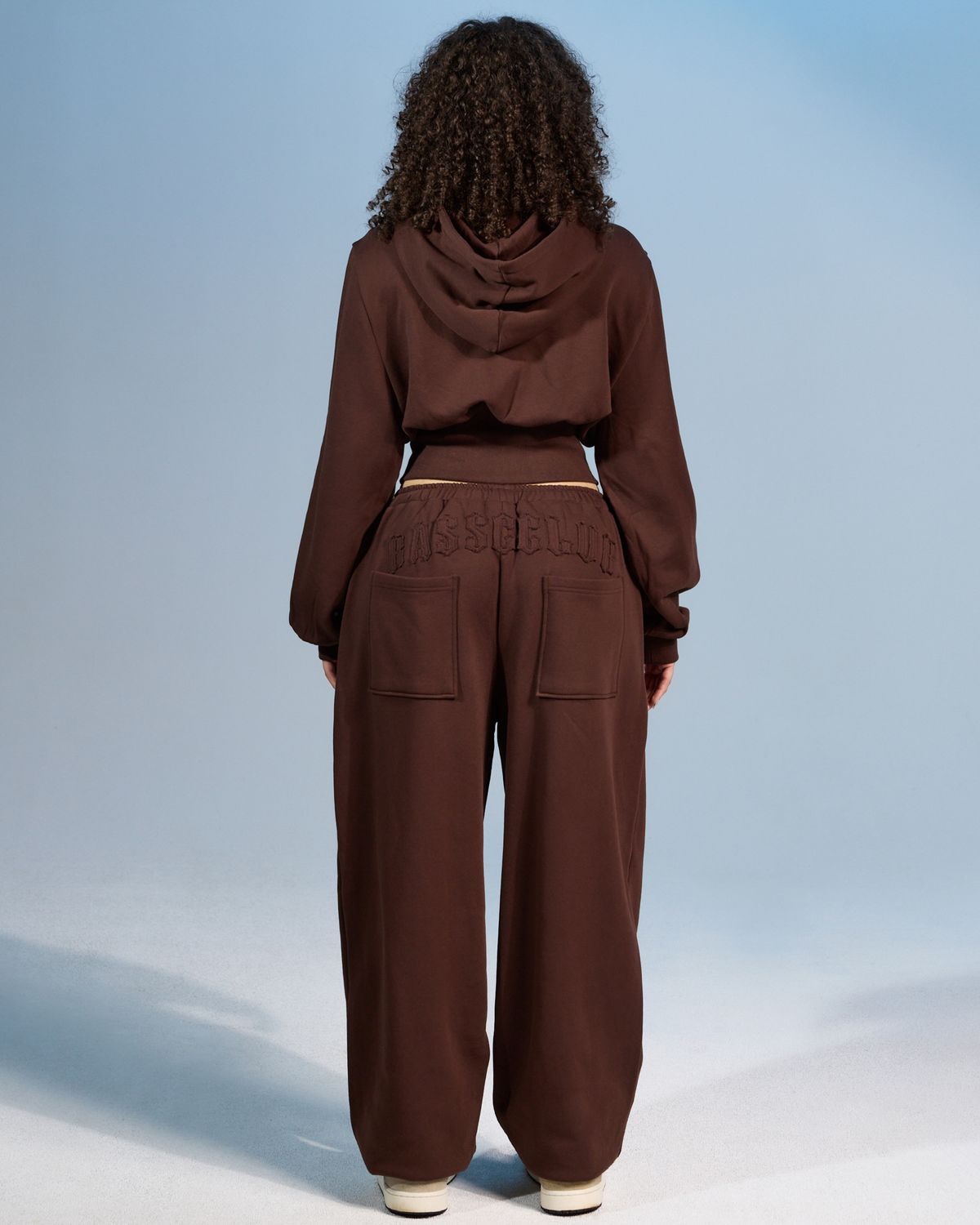 쿨시스(COOLSIS) CS BASSC WIDE JOGGER PANTS-076 (BROWN)