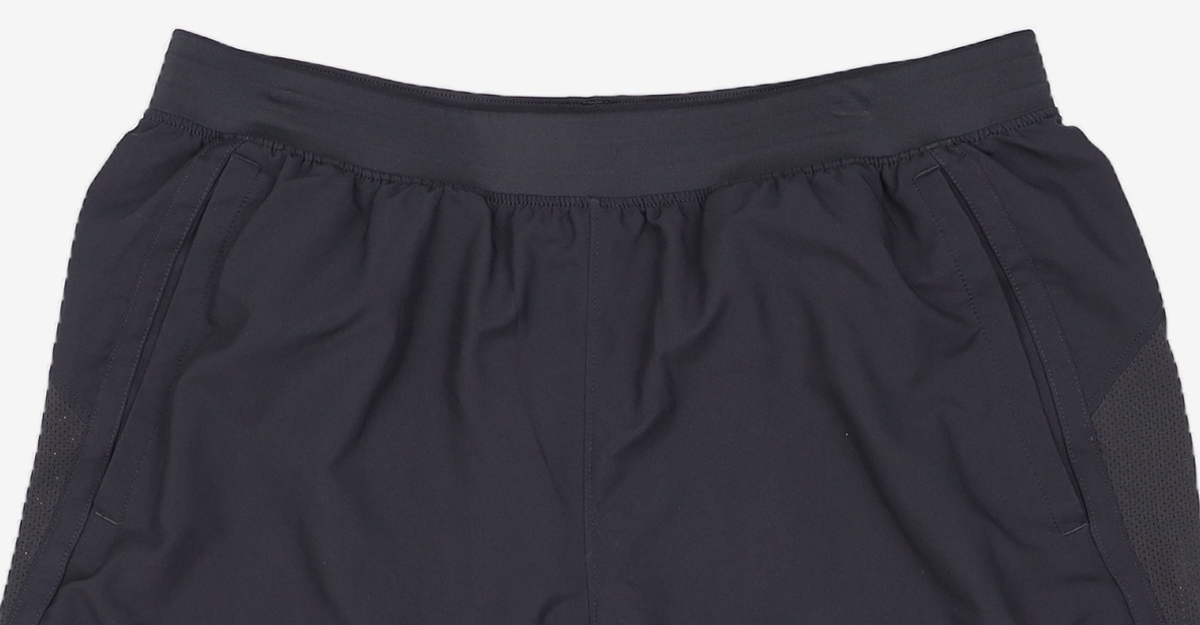 언더아머(UNDERARMOUR) 론치 7인치 쇼츠 1382620-001 XL