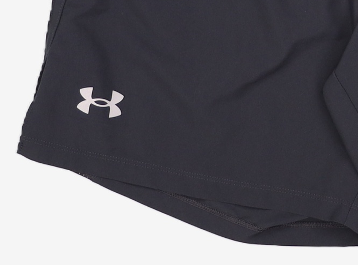 언더아머(UNDERARMOUR) 론치 7인치 쇼츠 1382620-001 XL