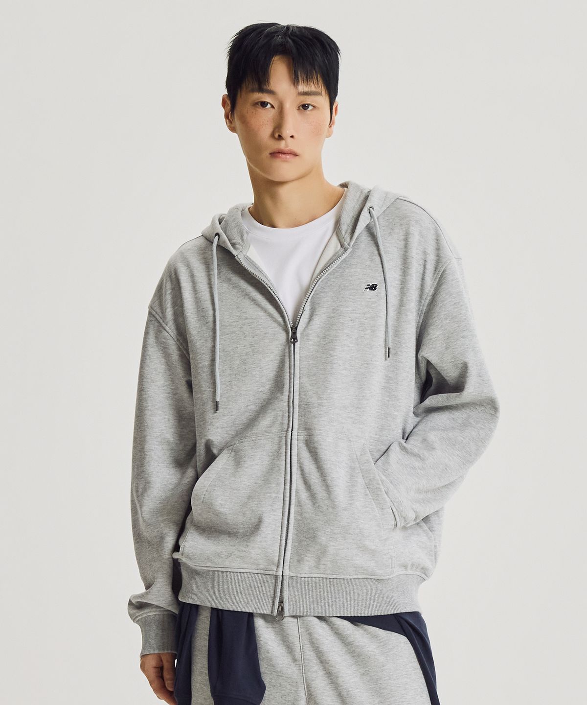 뉴발란스(NEW BALANCE) NBMDG41803 / UNI 에센셜 클래식 후드집업 (M/GRAY)