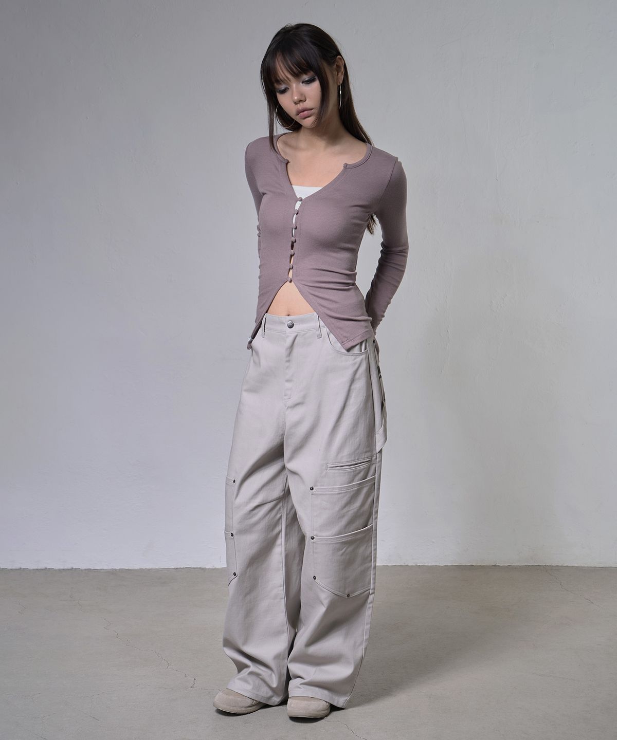 팬시클럽(FANCY CLUB) 배드걸 카고 팬츠 (BEIGE) F26ZD474