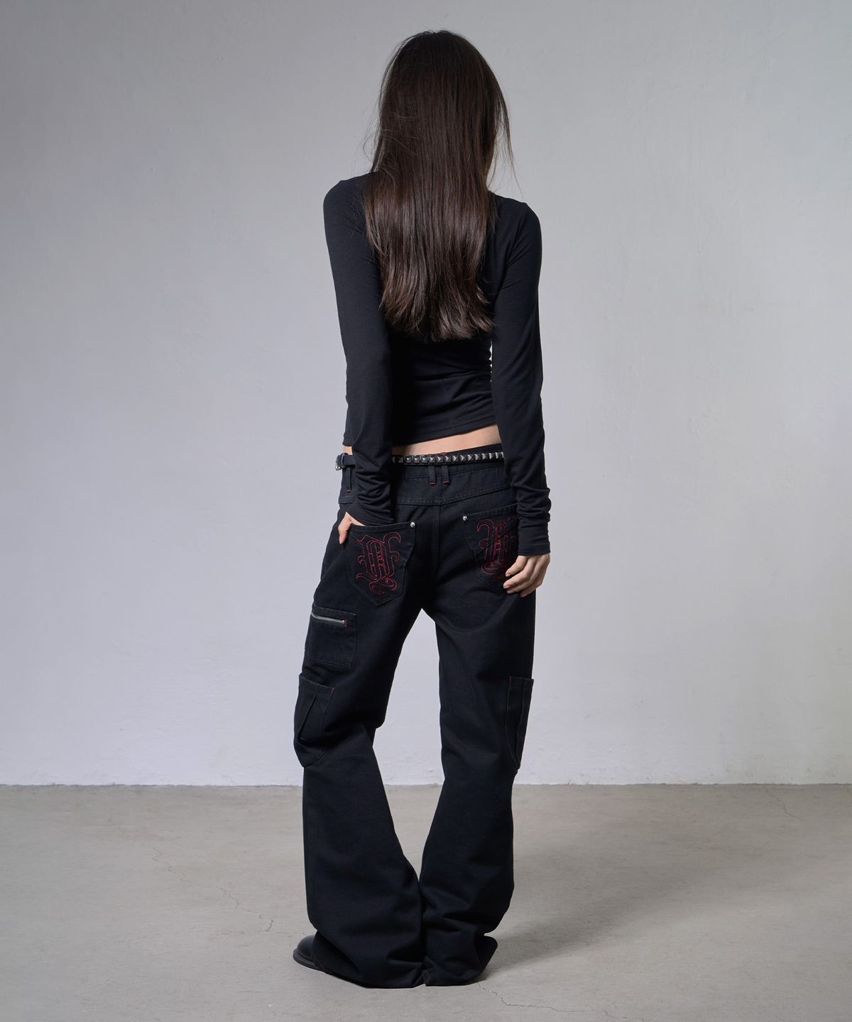 팬시클럽(FANCY CLUB) 스티치 코튼 카고 팬츠 (BLACK) F26ZD466