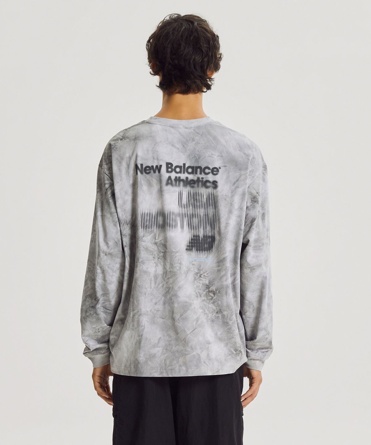 뉴발란스(NEW BALANCE) NBNDG31733 / UNI FROZEN BOSTON 긴팔티 (GRAY)