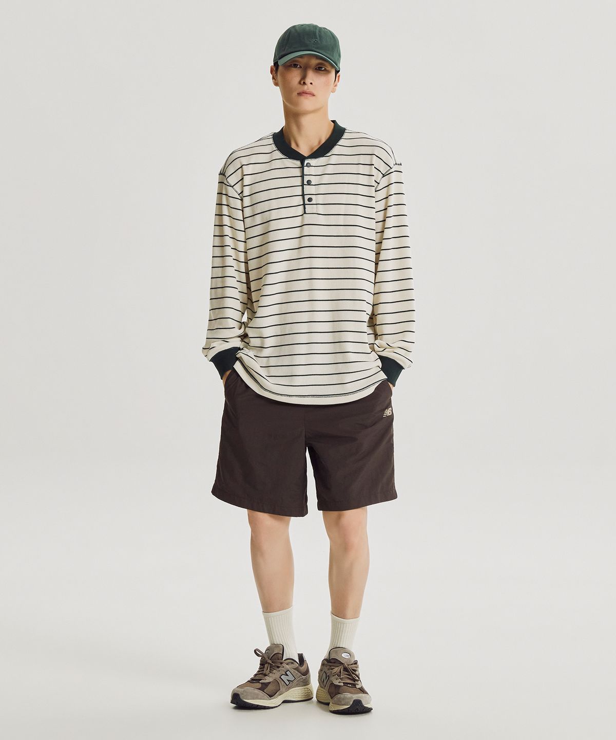 뉴발란스(NEW BALANCE) NBNDG31863 / UNI 모닝레이브 와플 헨리넥 긴팔티 (IVORY)