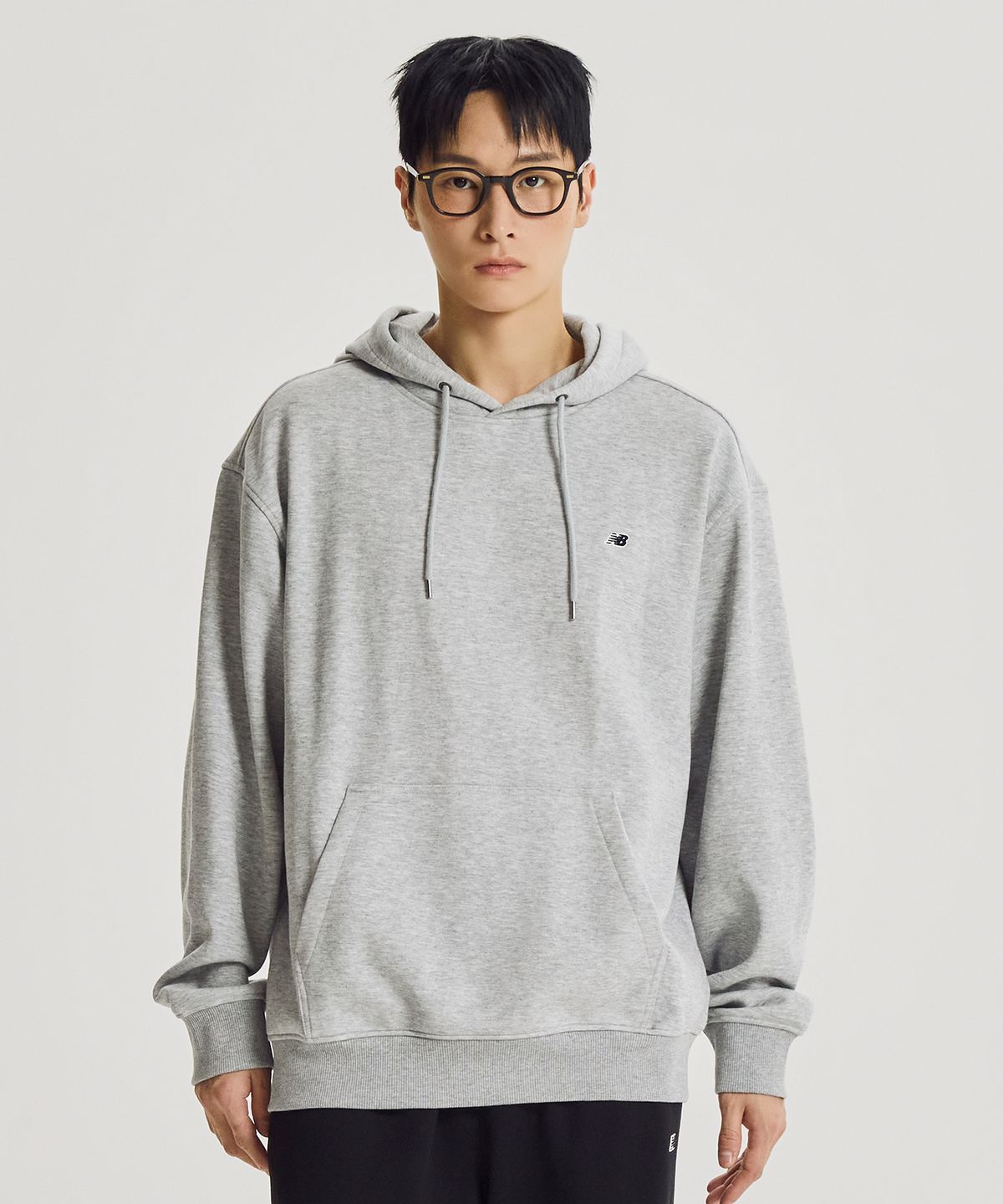 뉴발란스(NEW BALANCE) NBN0G41803 / UNI 에센셜 클래식 후드티 (M/GRAY)