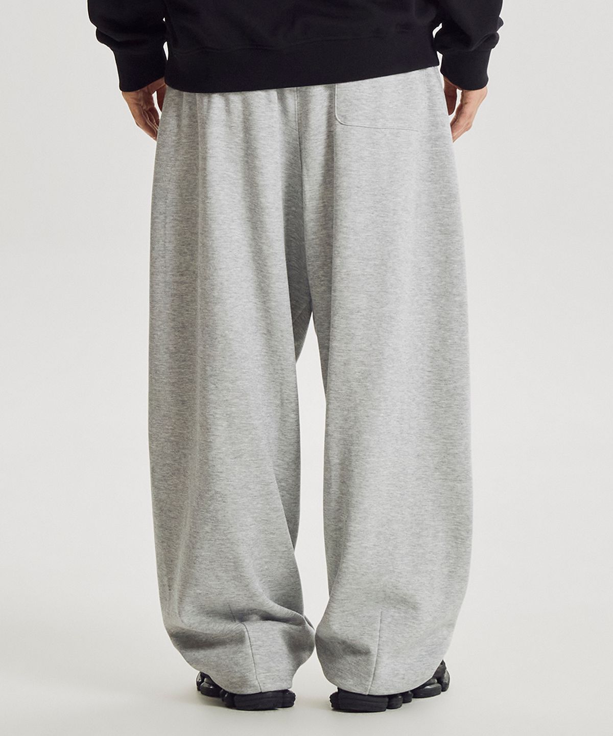 뉴발란스(NEW BALANCE) NBMLG41803 / UNI 에센셜 클래식 조거 팬츠 (M/GRAY)