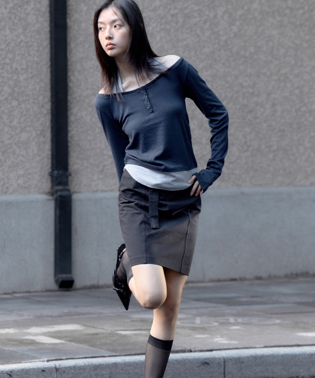 이프소마그넷(IFSO MAGNET) Halterneck Layered T-Shirt - NAVY