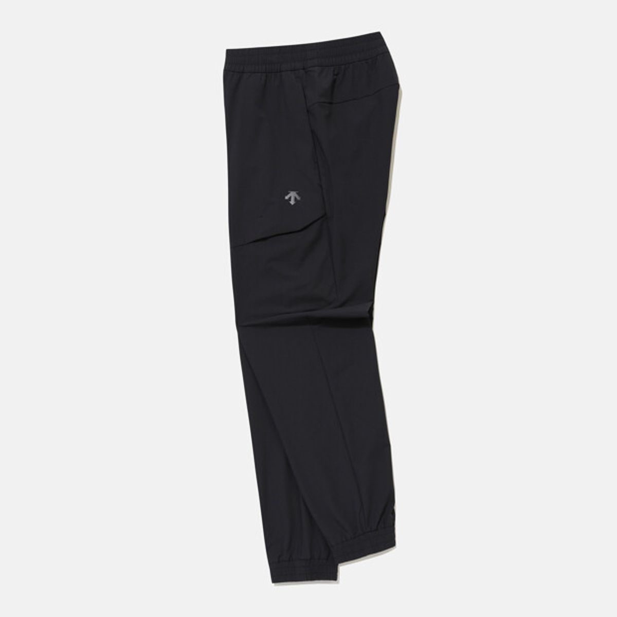 데상트(DESCENTE) 남성 레귤러핏 조거 팬츠 블랙 SR321DPT91