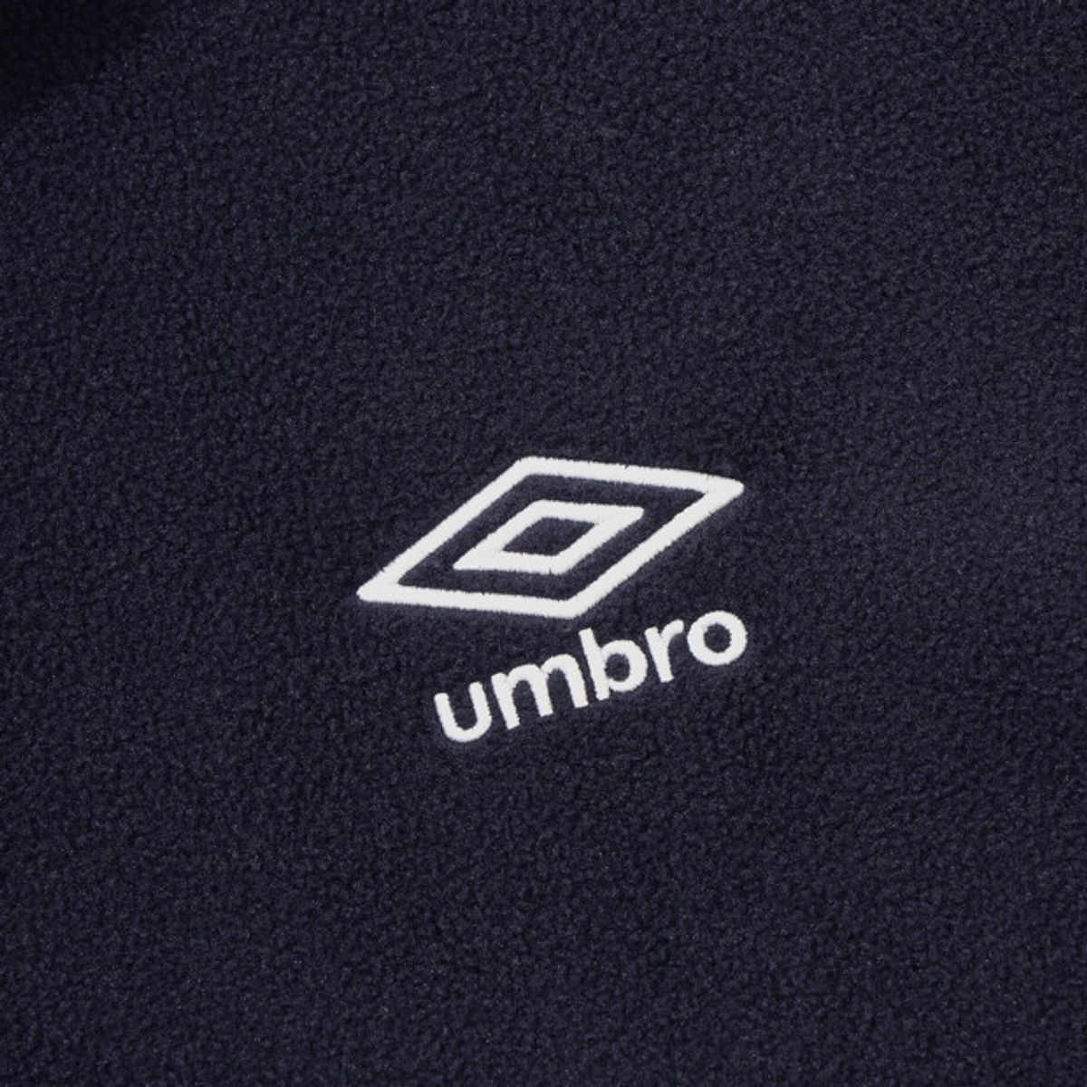 엄브로(UMBRO) 알파플리스 스탠넥 하프집업 네이비 UR423CFSN1