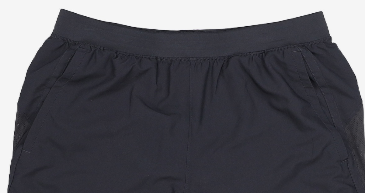 언더아머(UNDERARMOUR) 론치 7인치 쇼츠 1382620-001 XL