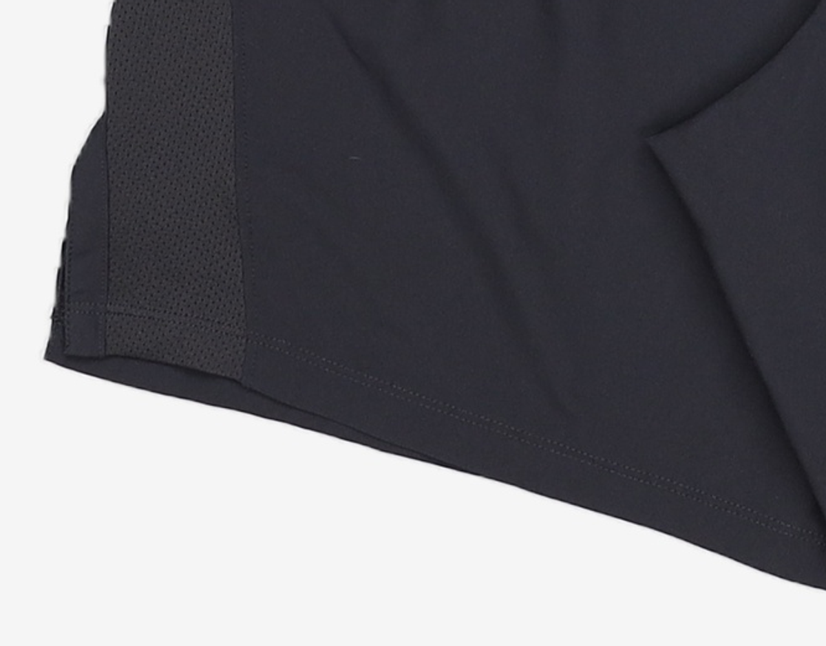 언더아머(UNDERARMOUR) 론치 7인치 쇼츠 1382620-001 XL