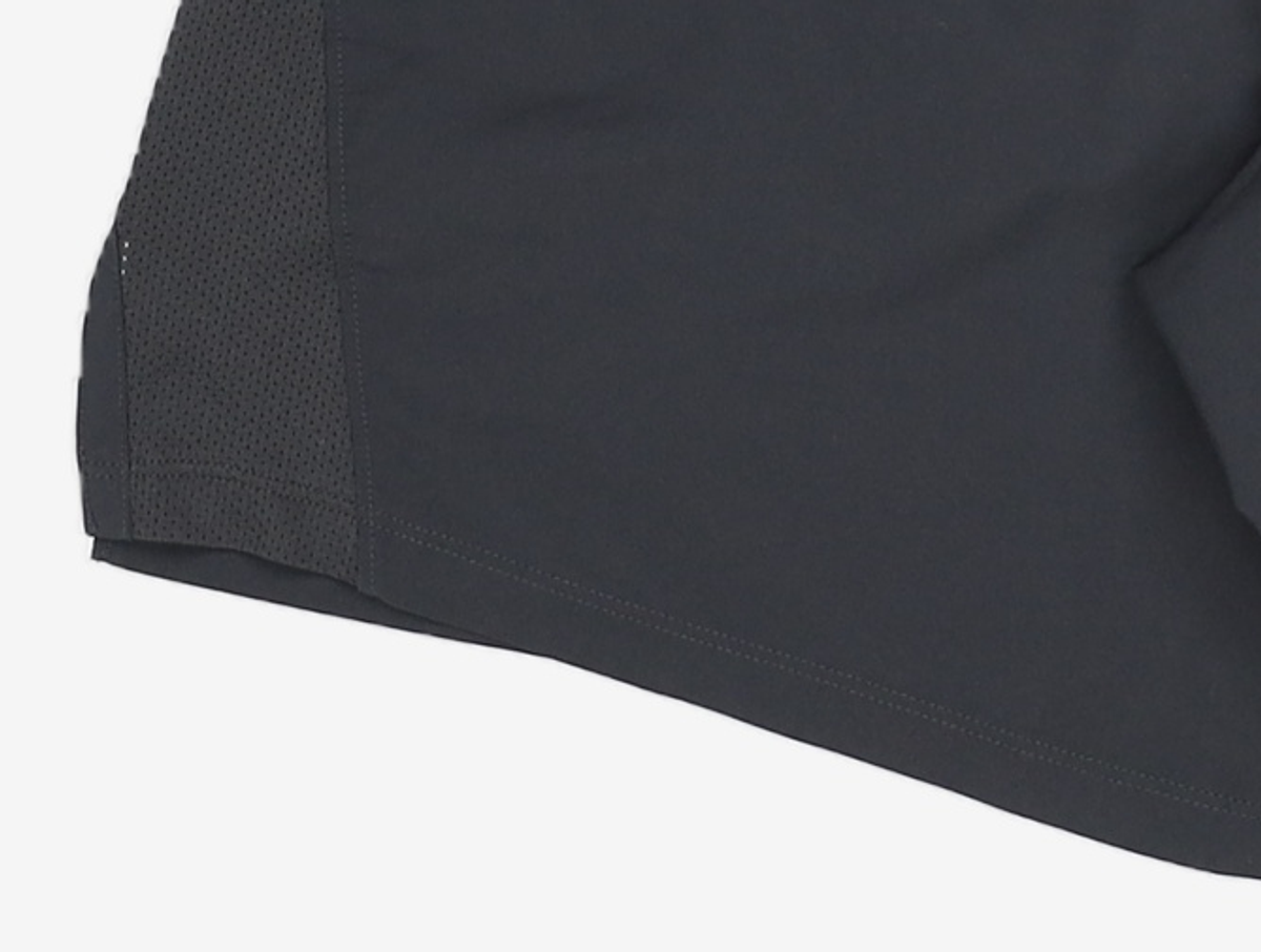 언더아머(UNDERARMOUR) 론치 7인치 쇼츠 1382620-001 XL