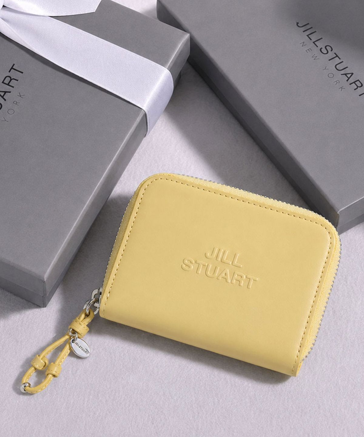 질스튜어트액세서리(JILLSTUART ACC) [PAPER] 뉴페이퍼 소가죽 지퍼 동전 카드지갑 3color