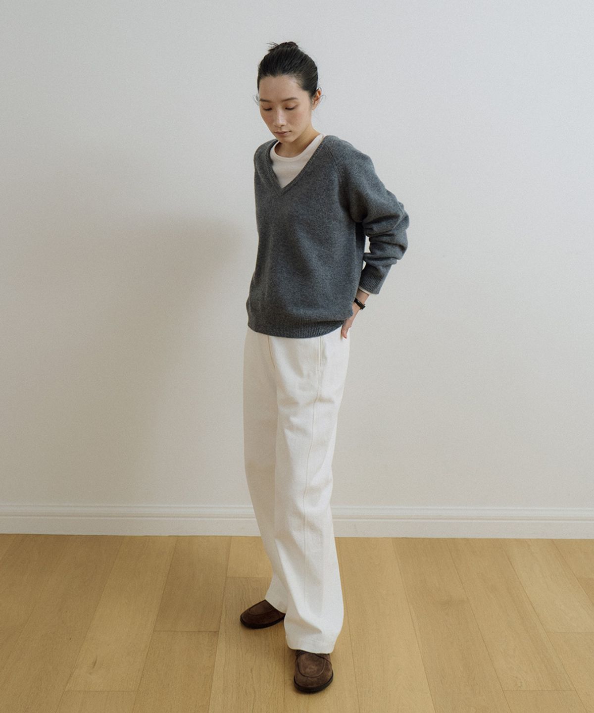 링서울(LINGSEOUL) deep v-neck wool knit-gray