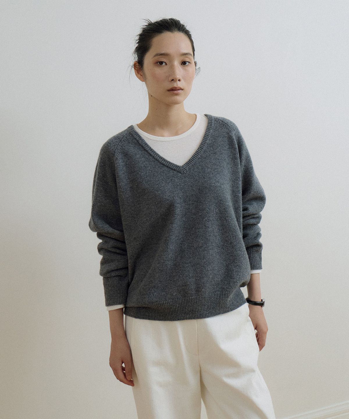 링서울(LINGSEOUL) deep v-neck wool knit-gray