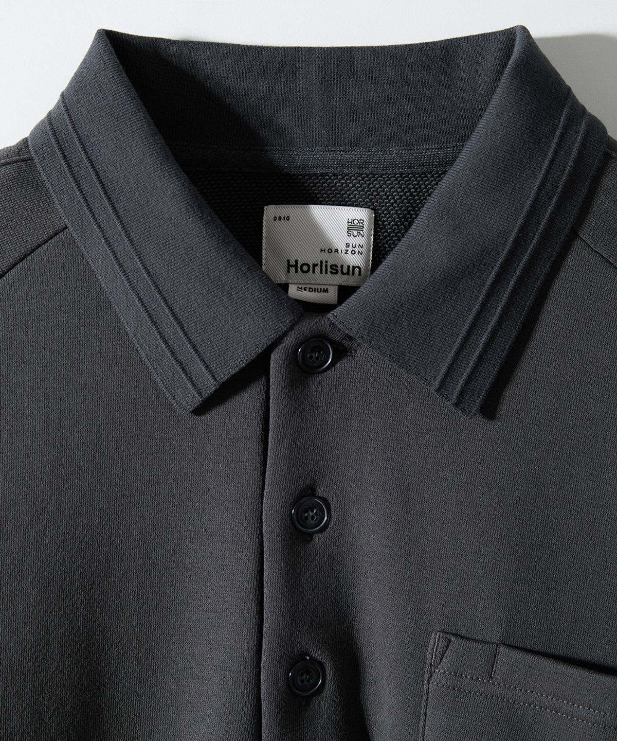 홀리선(HORLISUN) Sugarpine Raglan Collar Sweatshirt Charcoal
