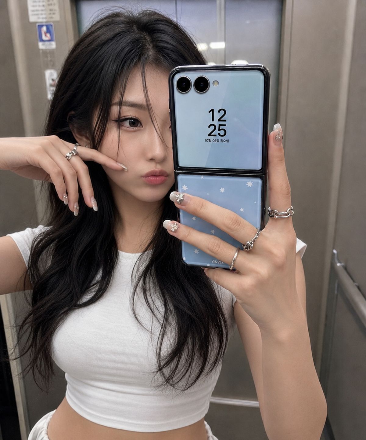 오누(ONU) [2COLOR/Z플립8/7] 파자마 스타 디자인 블랙 에폭시케이스