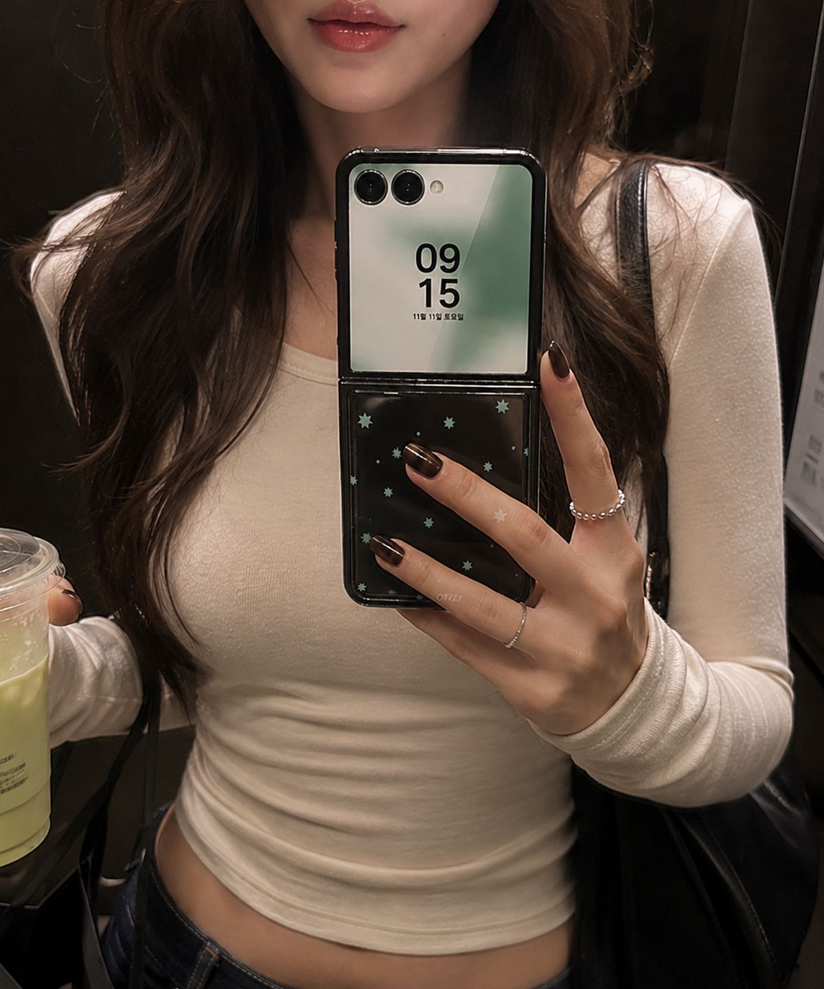 오누(ONU) [2COLOR/Z플립8/7] 파자마 스타 디자인 블랙 에폭시케이스