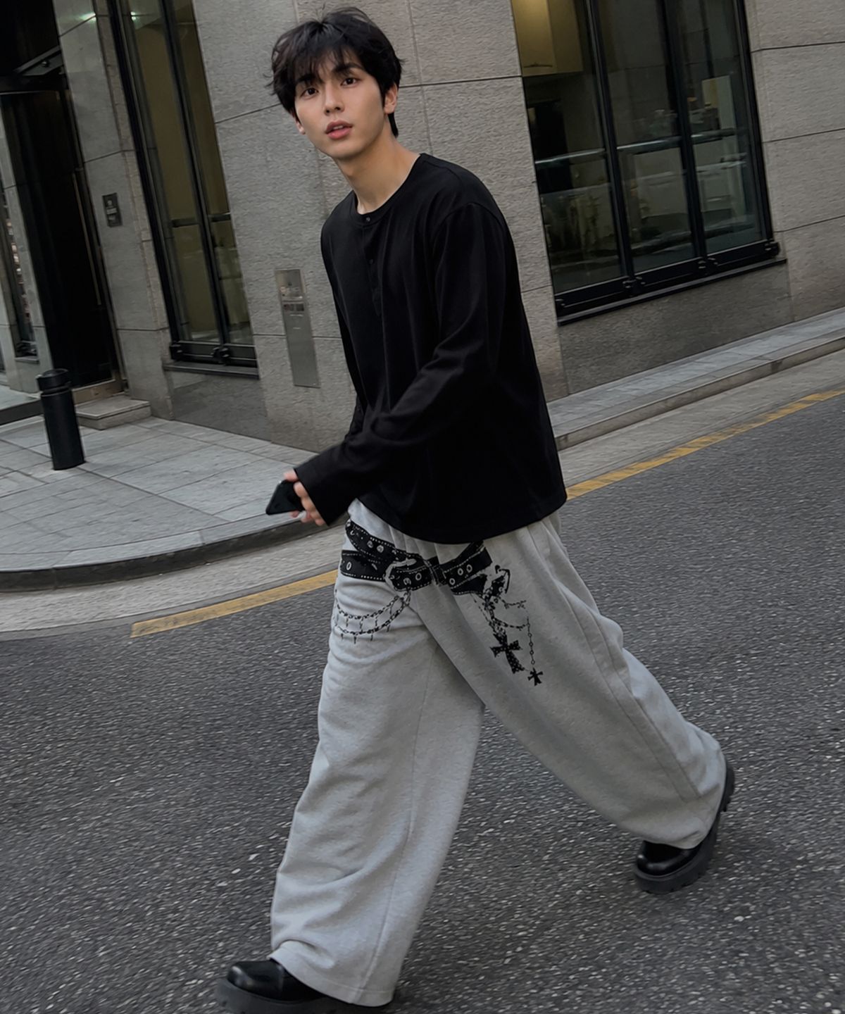 그레이버(GRAVER) [UNISEX]BELTED 트레이닝 와이드 팬츠_Gray