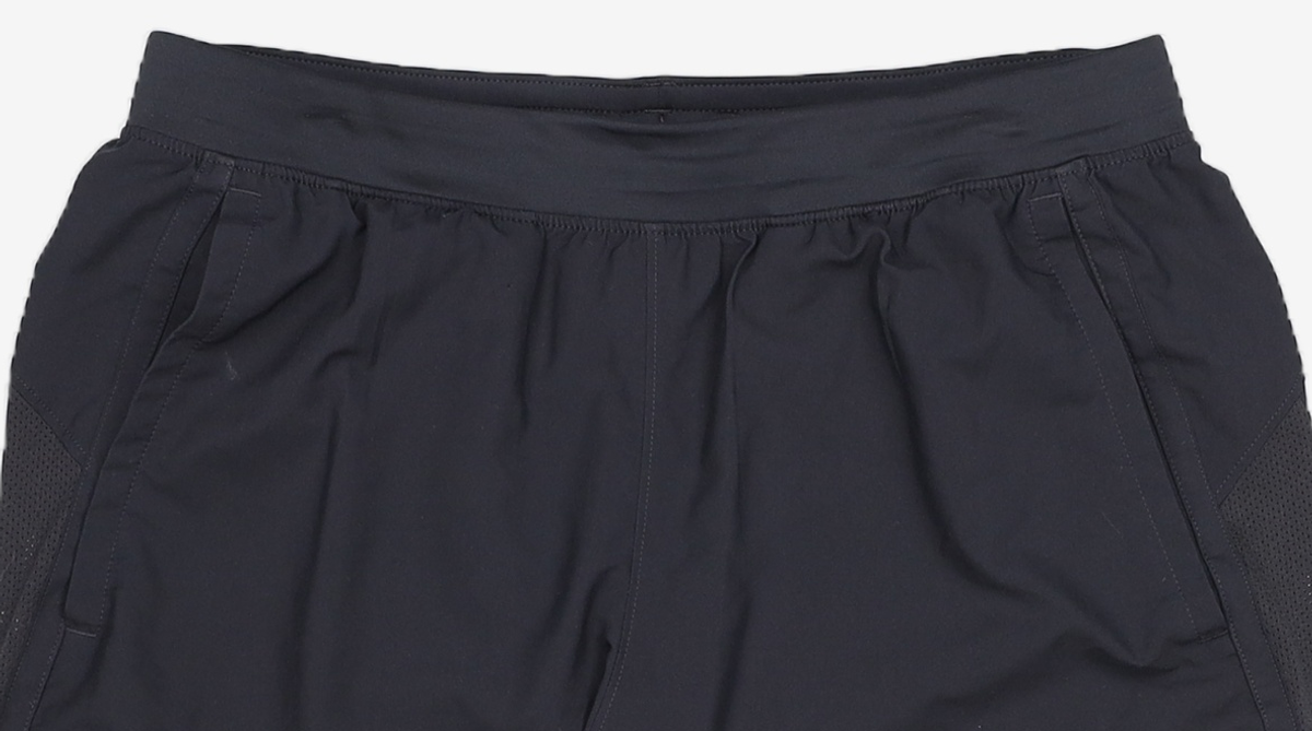 언더아머(UNDERARMOUR) 론치 7인치 쇼츠 1382620-001 XL