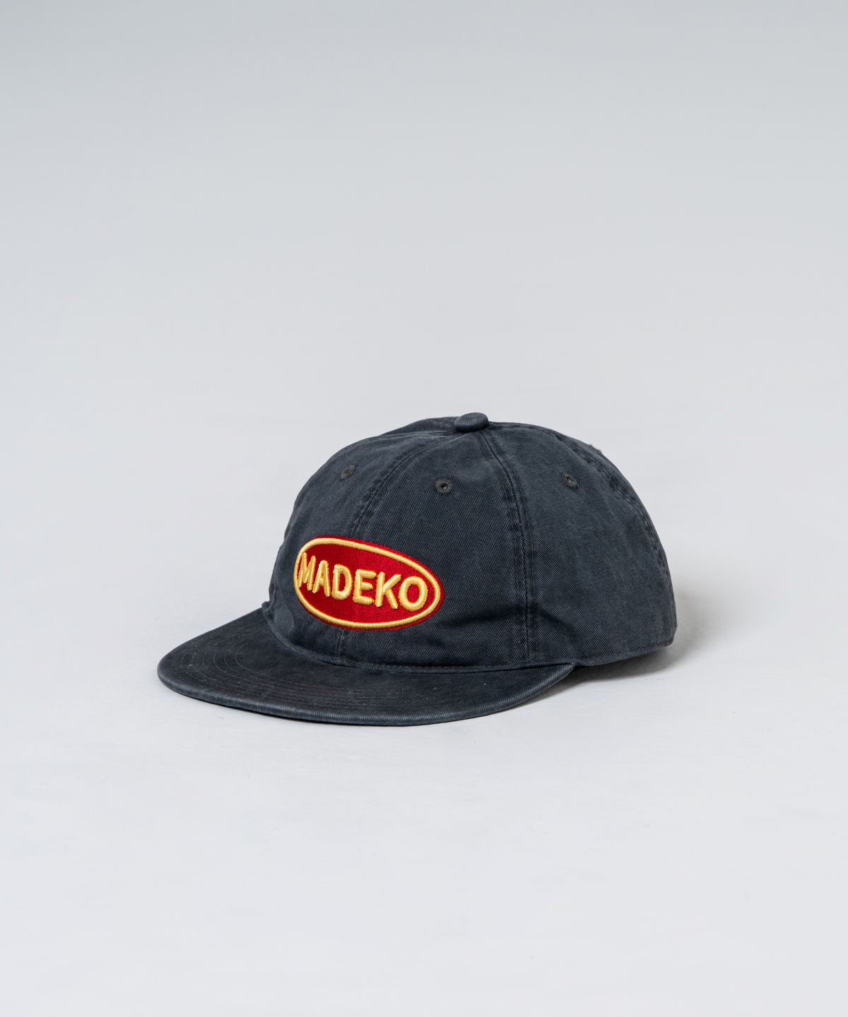 마데코(MADEKO) SIGNATURE LOGO CAP(RED/YELLOW)_CHARCOAL