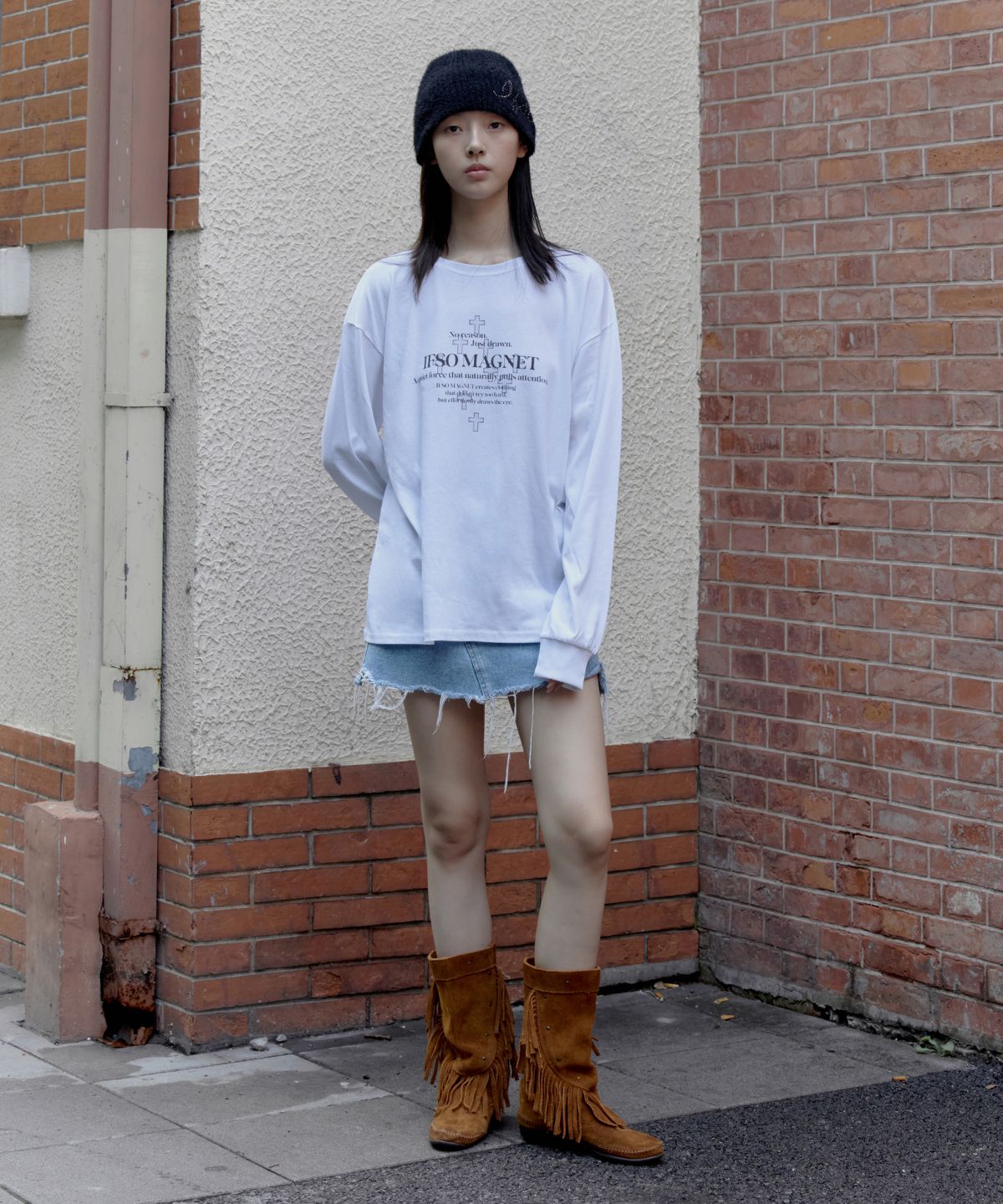 이프소마그넷(IFSO MAGNET) Pigment Printed Long Sleeve Tee - WHITE