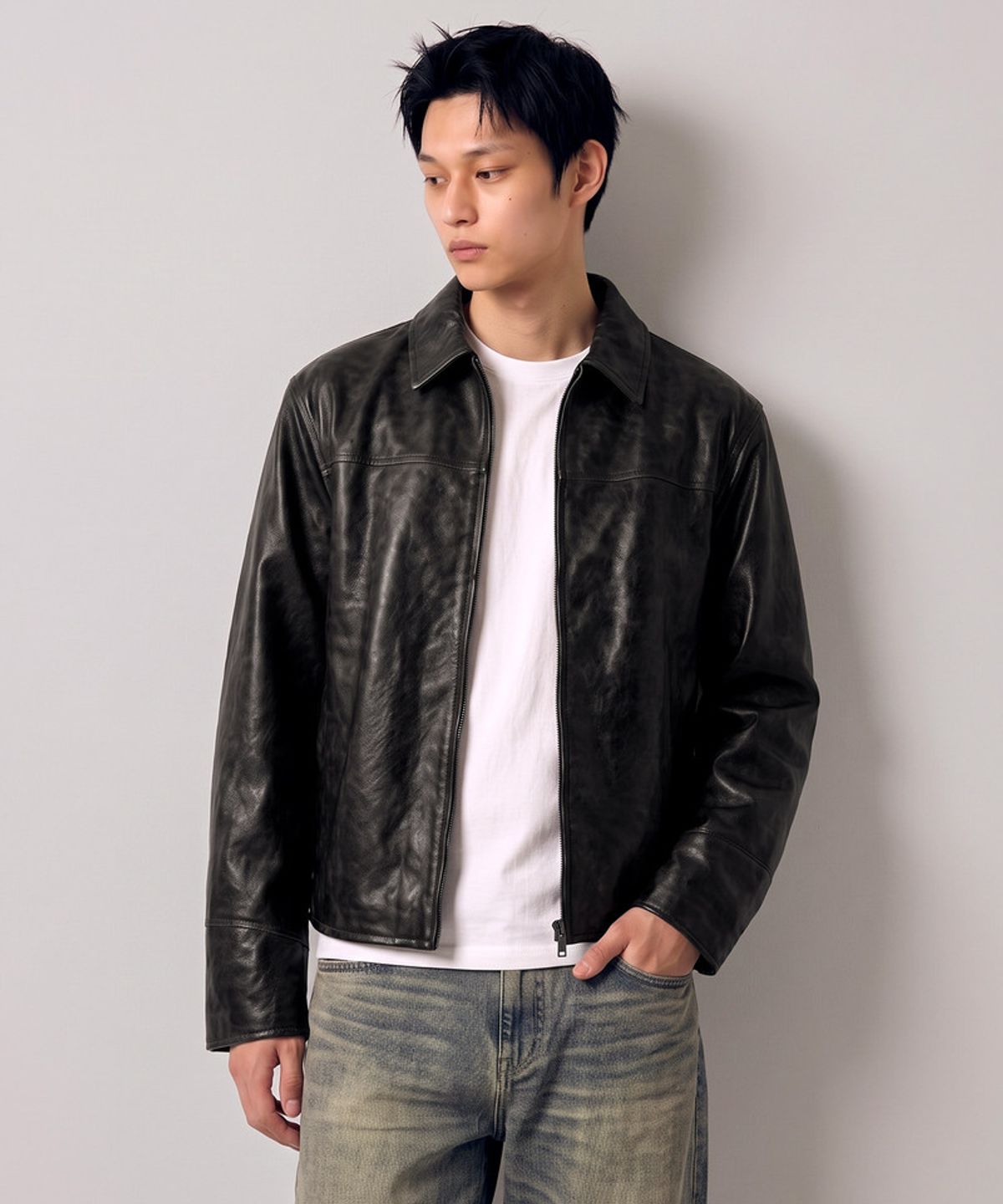언더오프(UNDEROFF) 빈티지 스모키 신세틱 레더 자켓 블랙