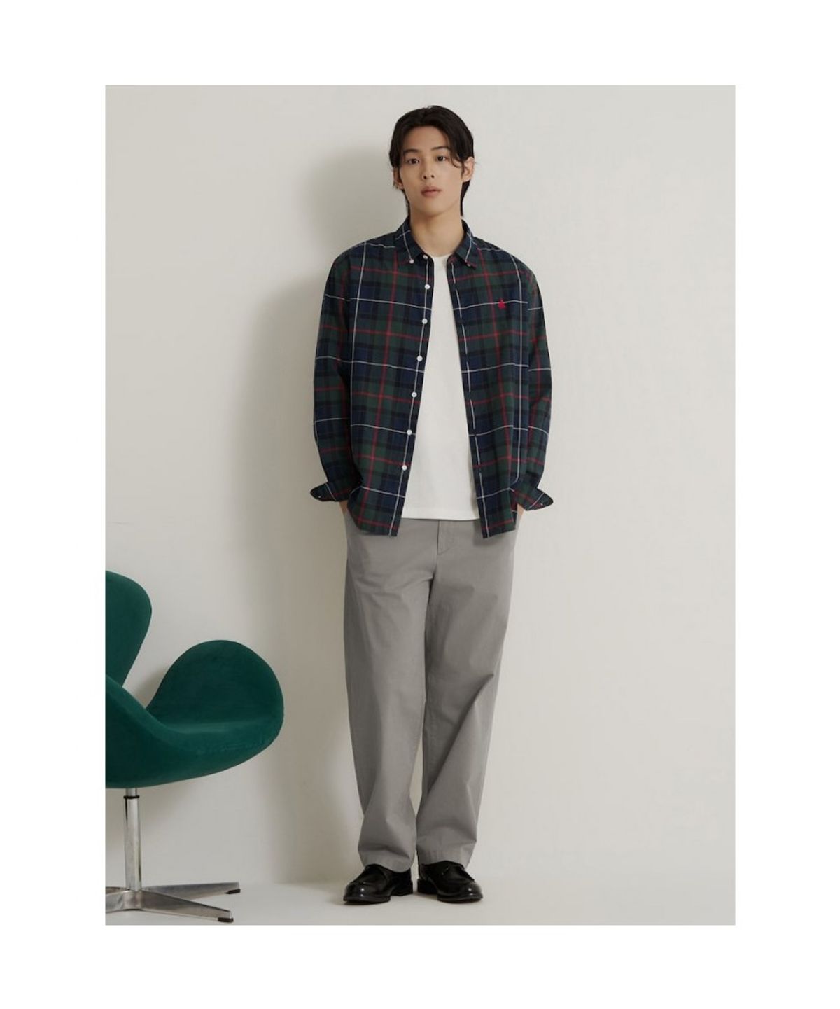 빈폴 멘(BEANPOLE MEN) [Essential] 루즈 테이퍼드 치노 팬츠  카키