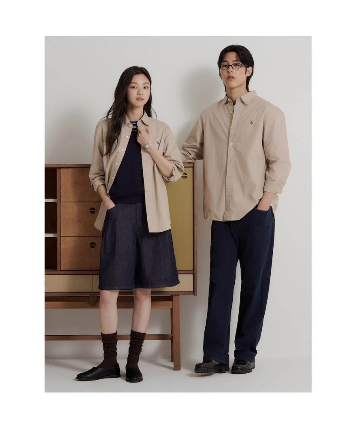 빈폴 멘(BEANPOLE MEN) 남녀공용 플레인 솔리드 셔츠  베이지