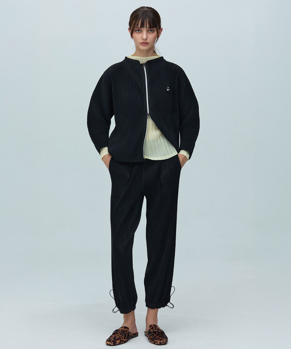 와이오와이(YOYOYOY) 투웨이 집업 돌먼 플리츠 자켓 2colors