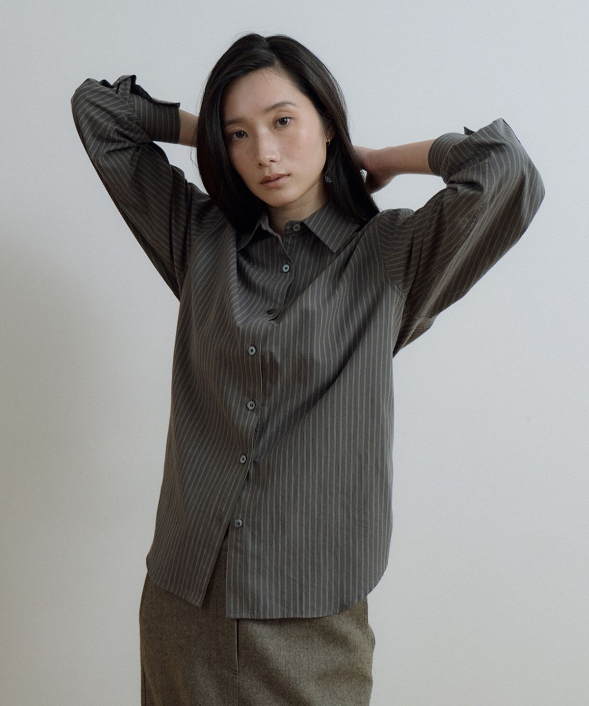 링서울(LINGSEOUL) stripe standard shirt-charcoal