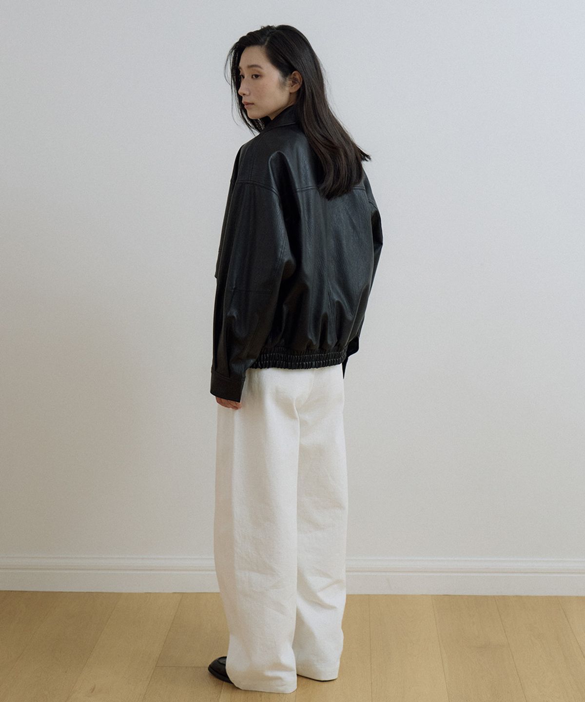 링서울(LINGSEOUL) curved wide cotton pants-ivory
