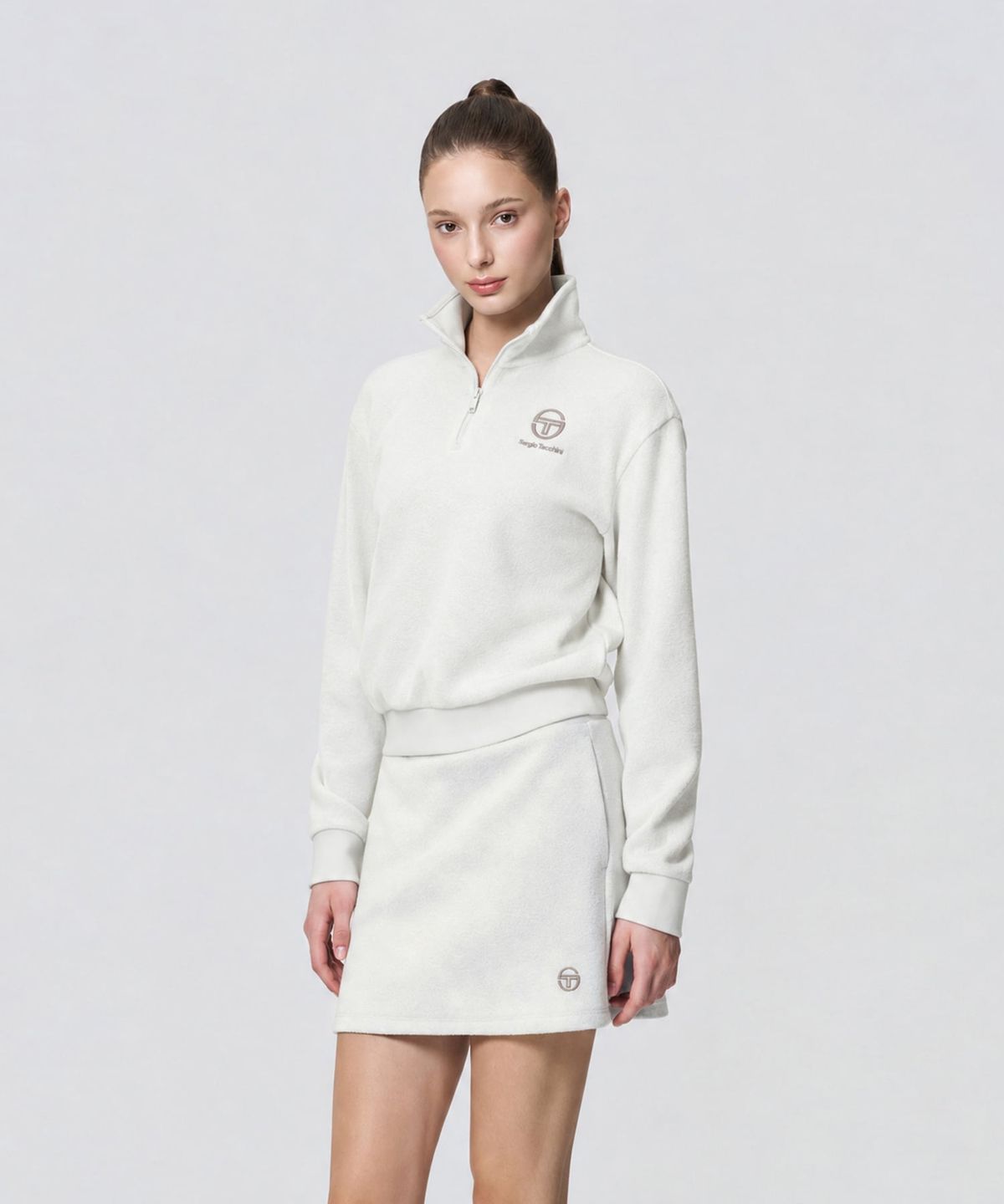 세르지오 타키니(SERGIO TACCHINI) W 테리플리스 아트웍 하프집 (Ivory)