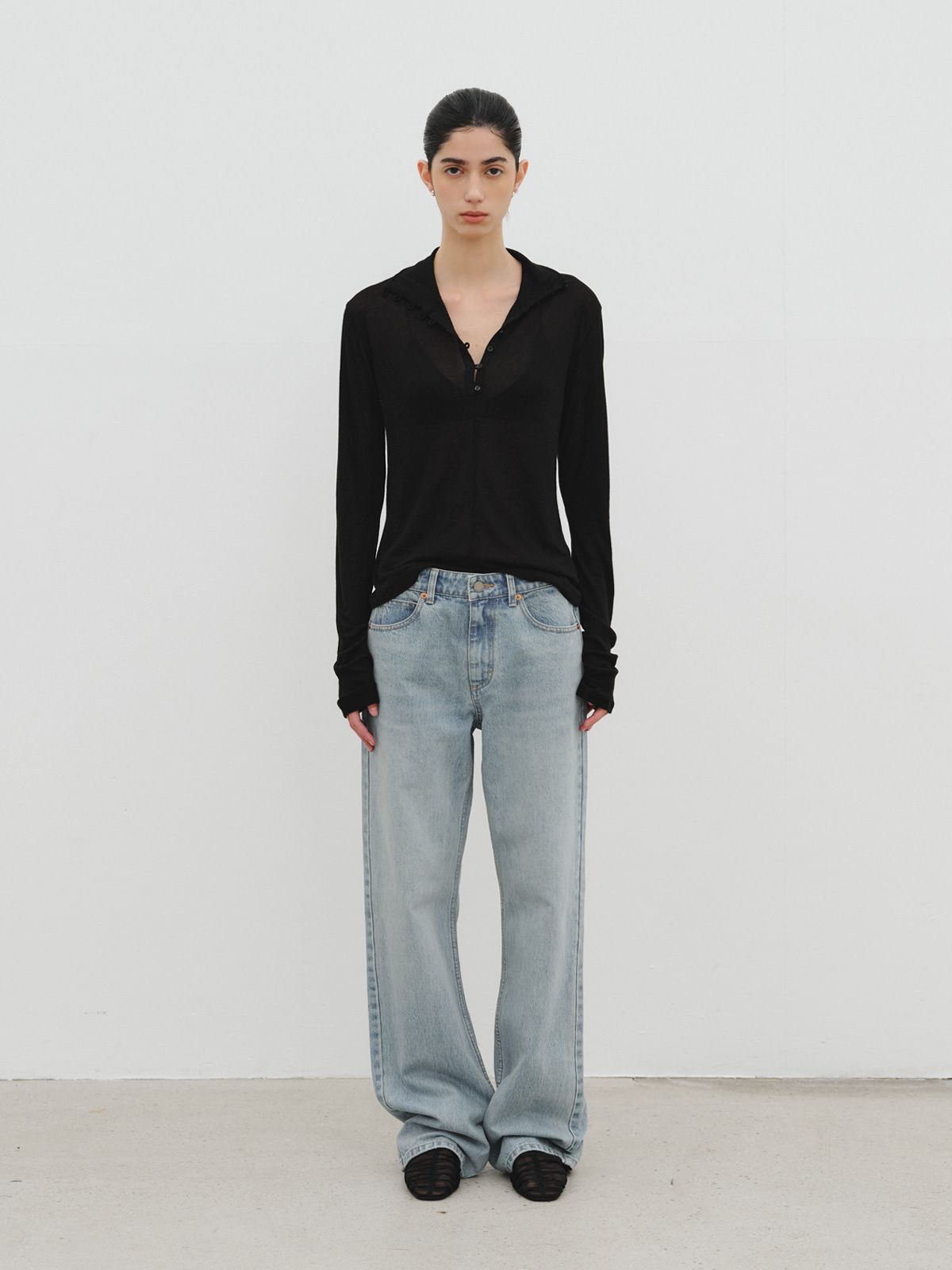리플레인(REPLAIN) BUTTON-DOWN TURTLENECK TOP_BLACK