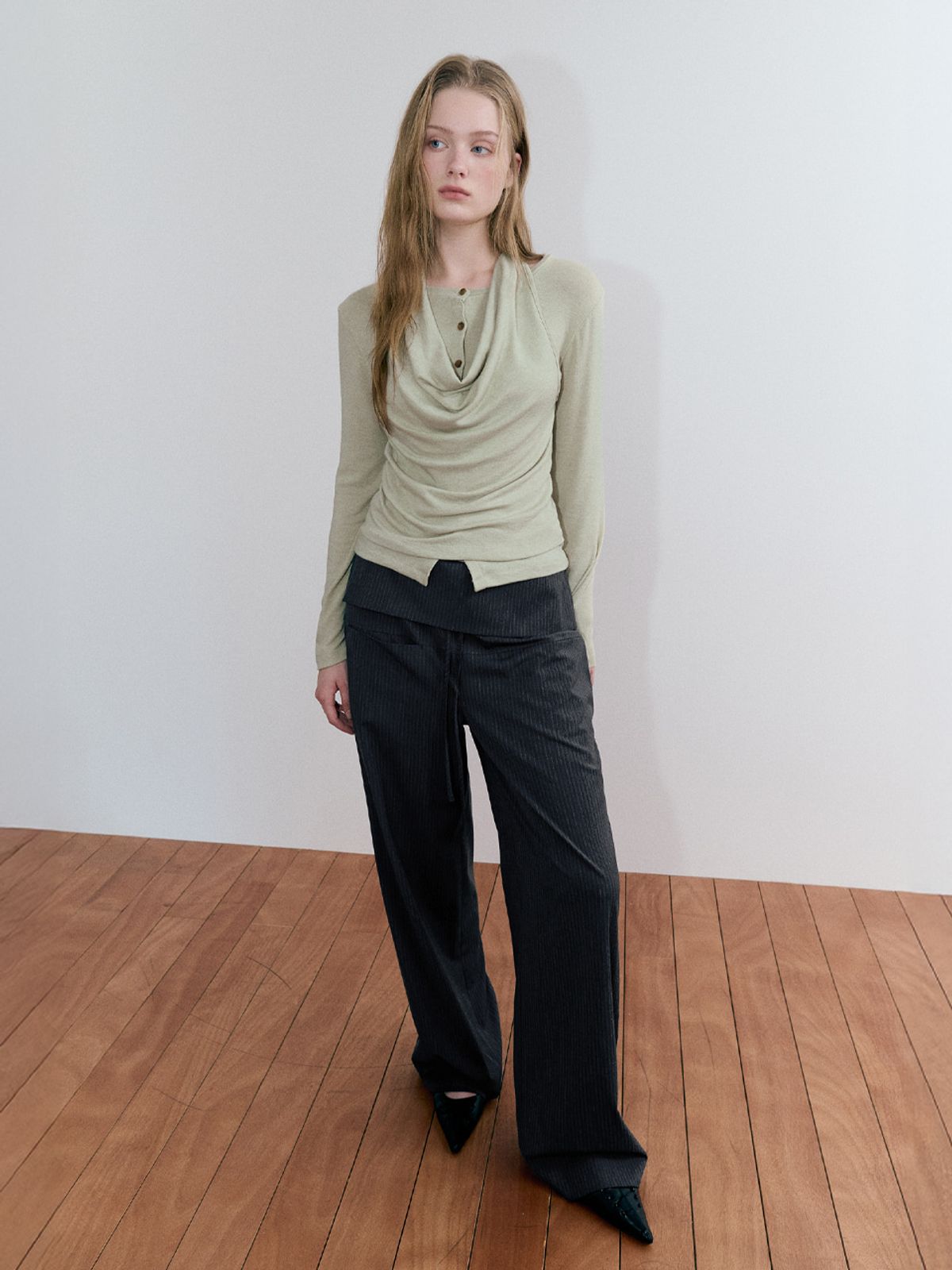 에트몽(ETMON) Stripe Fold Strap Pants, Charcoal