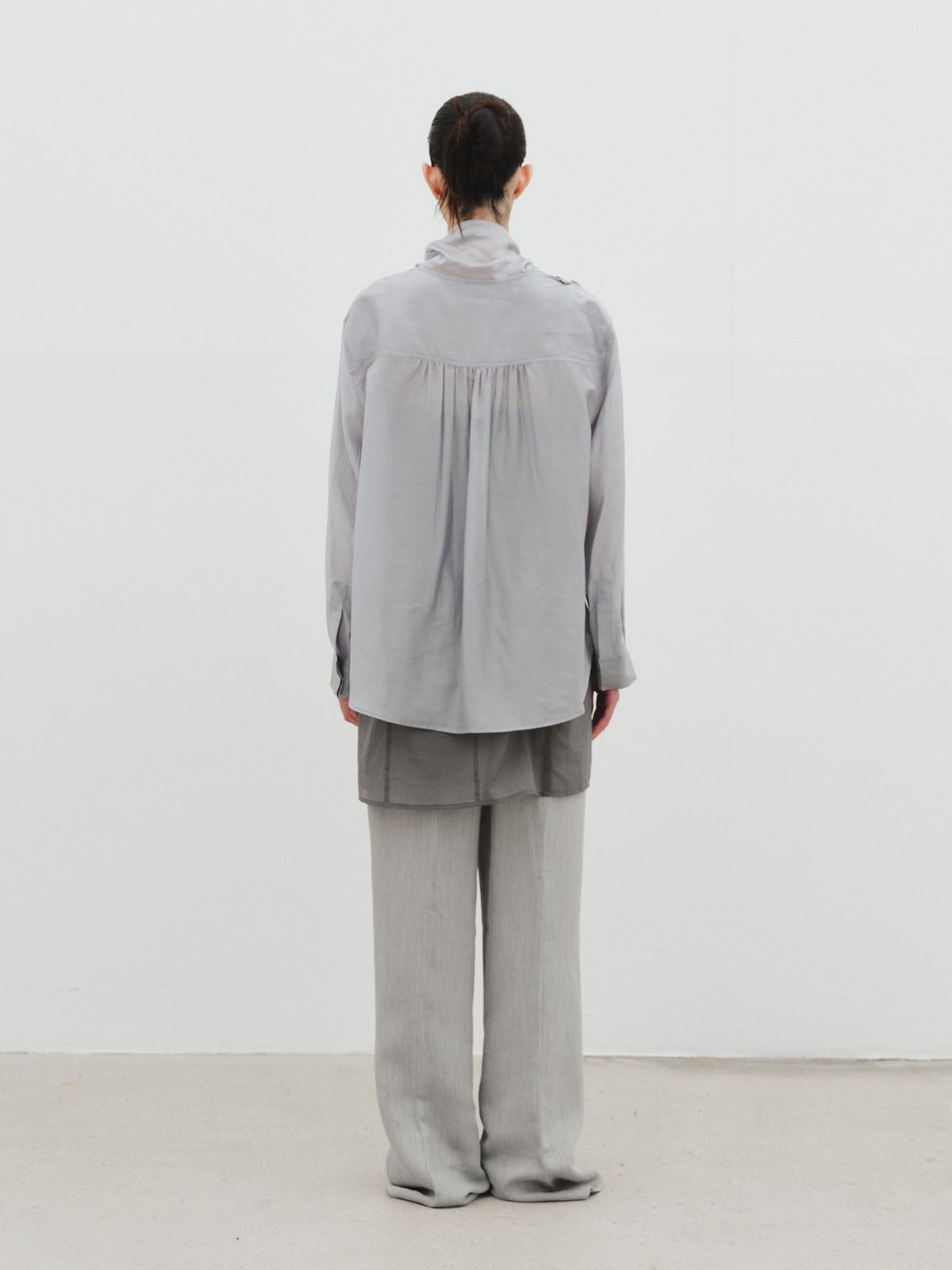 리플레인(REPLAIN) SCARF TIE BLOUSE_SMOKE BLUE