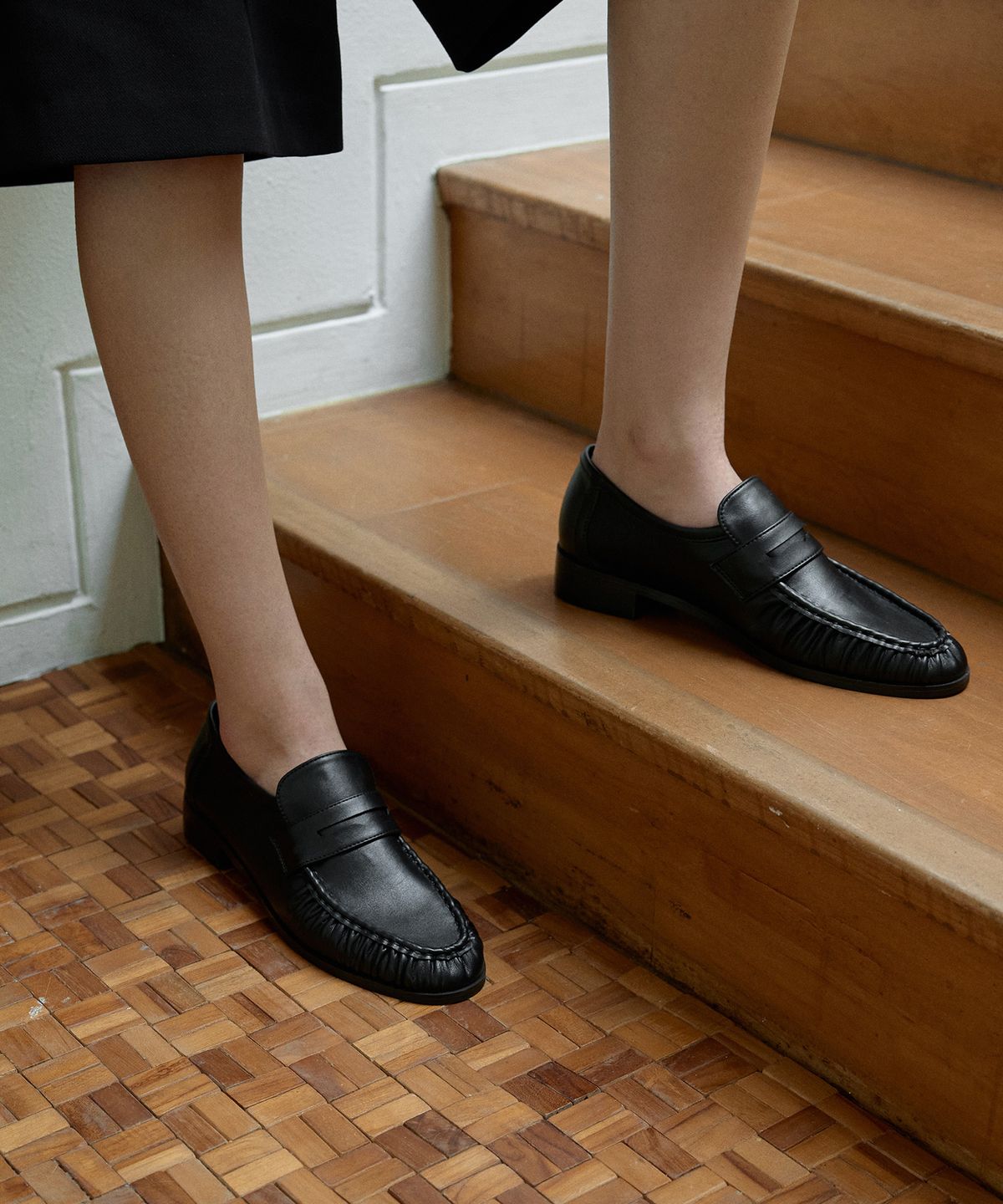 에퓨레(EPURE) ROHA Pleats Penny Loafers (3color)