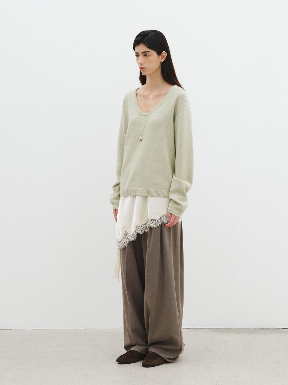 리플레인(REPLAIN) CASHMERE BLEND U-NECK KNIT_LIGHT GREEN