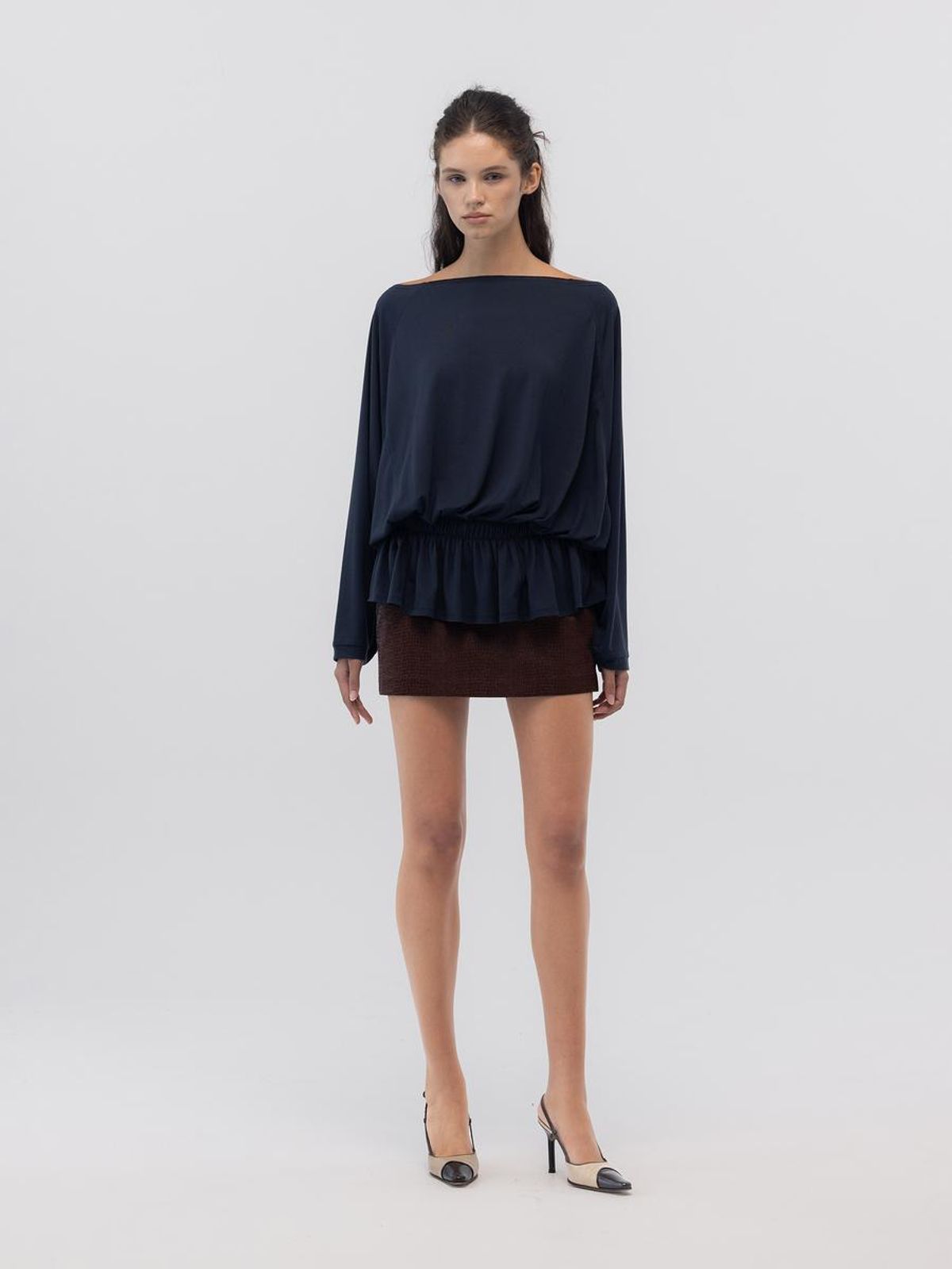 글로니(GLOWNY) MATTE CRACK MINI SKIRT (BURGUNDY)
