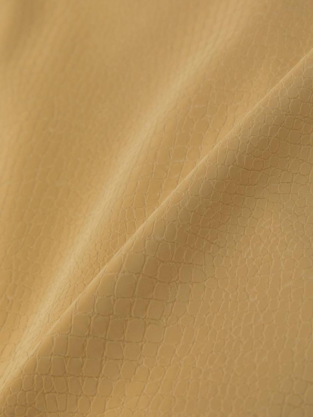 글로니(GLOWNY) MATTE CRACK MINI SKIRT (BEIGE)