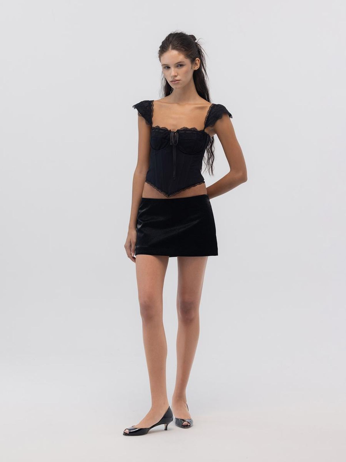 글로니(GLOWNY) POWDER CORSET TOP (BLACK)