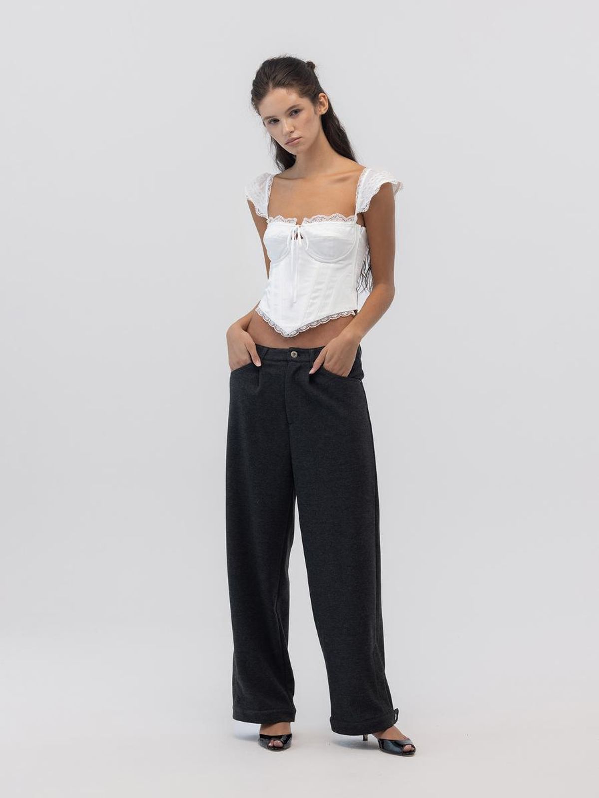 글로니(GLOWNY) POWDER CORSET TOP (WHITE)