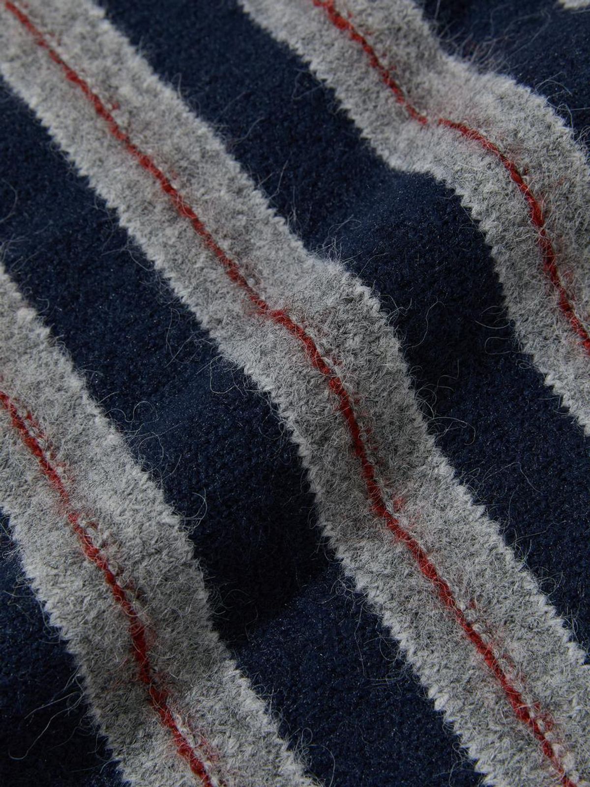 글로니(GLOWNY) MELLOW V-NECK STRIPE KNIT (NAVY STRIPE)