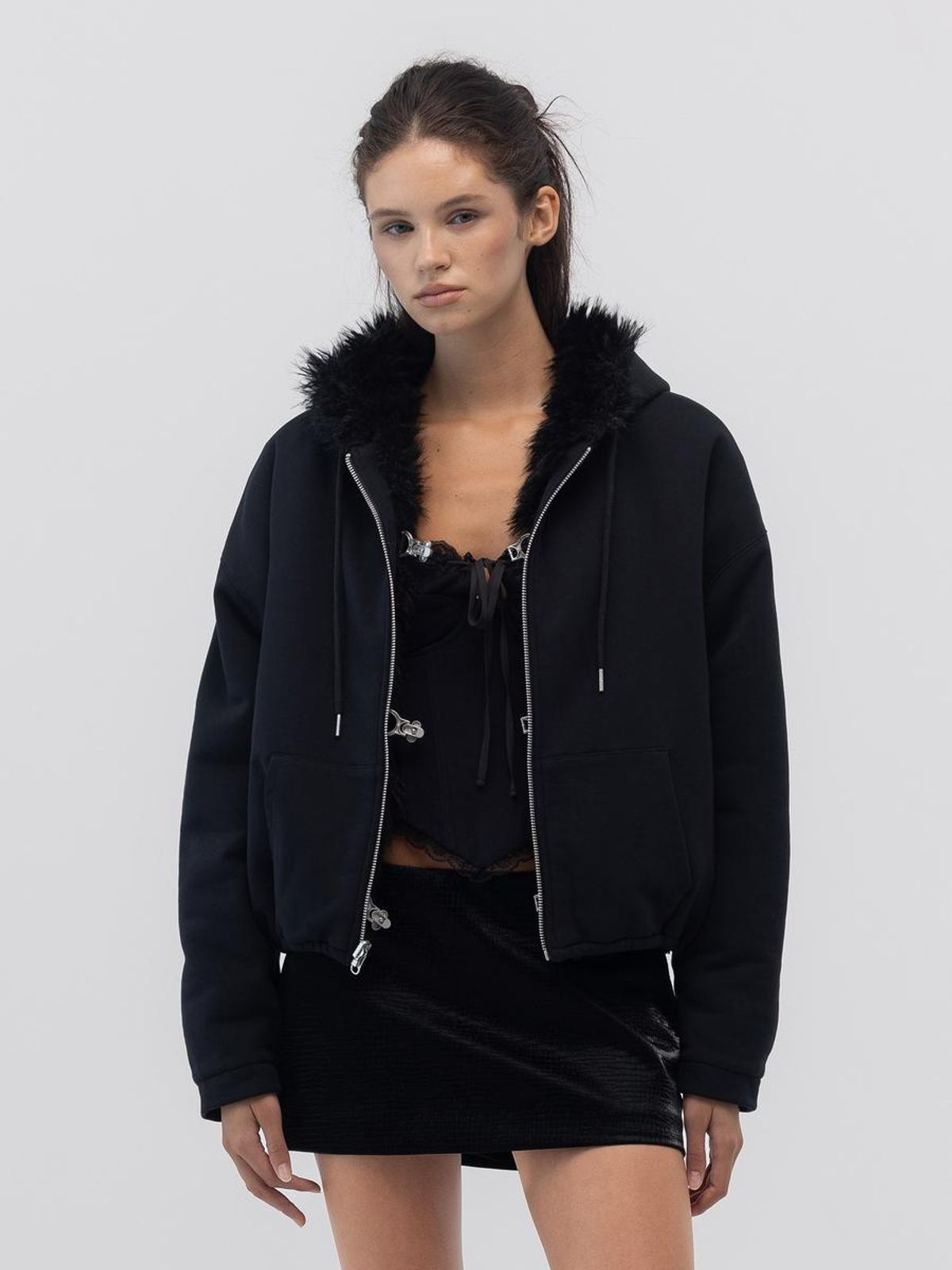 글로니(GLOWNY) FLURRY REVERSIBLE FUR JACKET (BLACK)