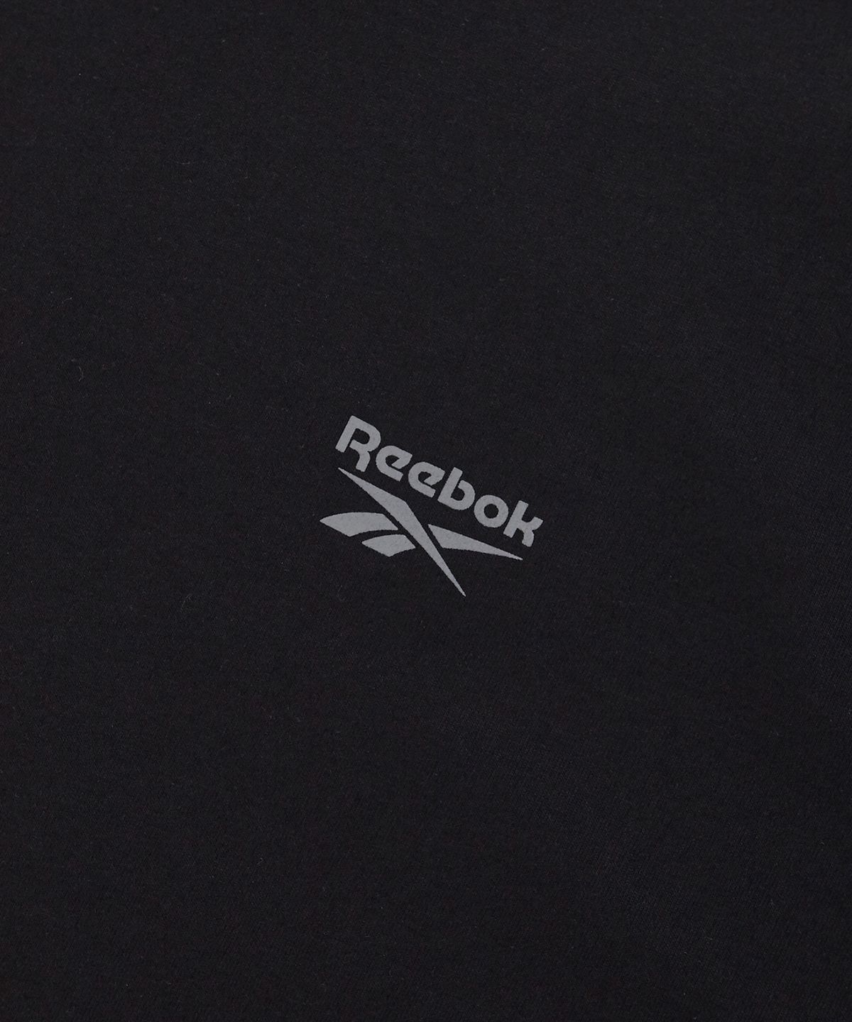 리복(REEBOK) 레거시 그래픽 긴팔티 - 블랙